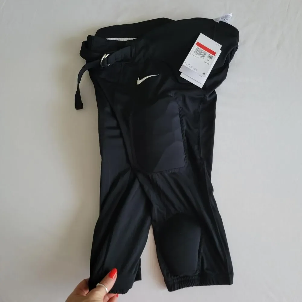NWT NIKE RECRUIT KID'S padded football pants, size kid's large